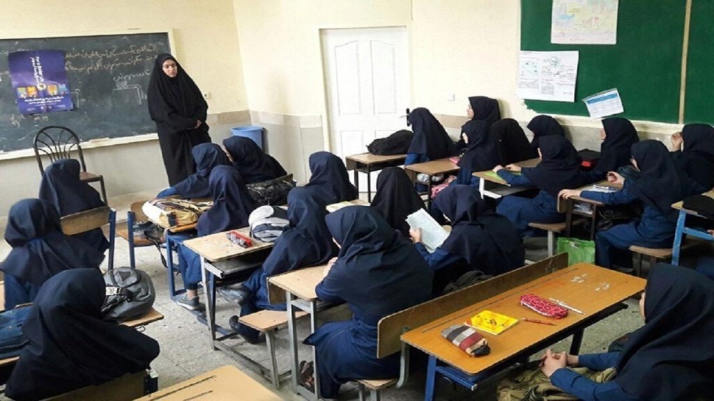 هشدار درباره تراکم دانش‌آموزی؛ مانع جدی اجرای زیست‌بوم جدید برنامه درسی در قم