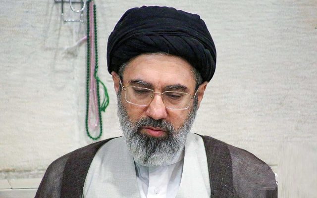 انتشار مجموعه «رسم بندگی» با صدای «آیت‌الله سیّدمجتبی حسینی خامنه‌ای»/ مجموعه درس‌های معنوی و اخلاقی رهبر انقلاب منتشر می‌شود + جزئیات