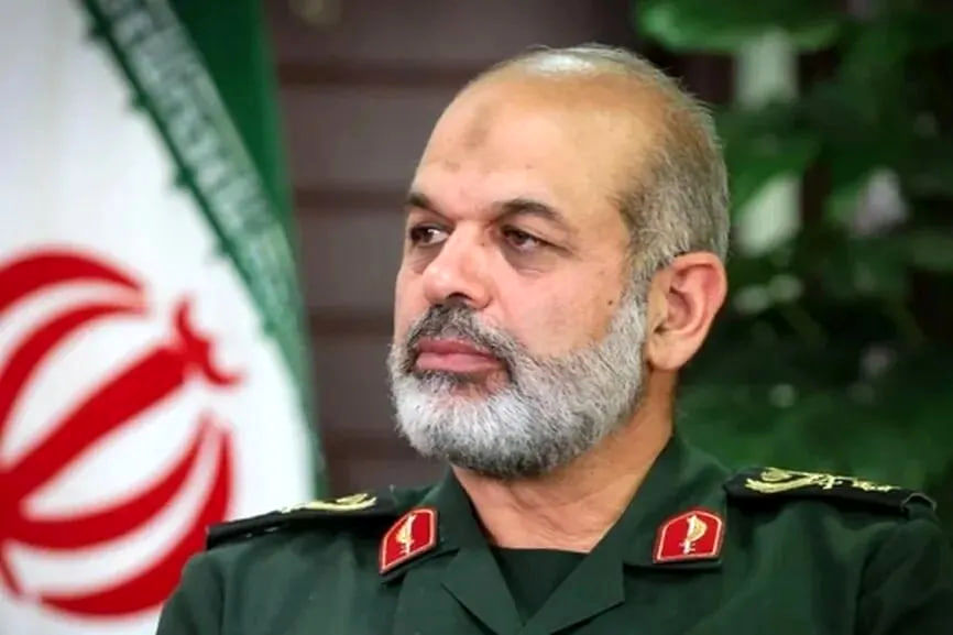 سردار وحیدی: ارتش و سپاه، پوزه آمریکا را به خاک مالیدند/ ترامپ برای دستاوردسازی به دروغ و فریبکاری متوسل شده است/ توان نظامی ارتش ایران، فراتر از تصور دشمن است