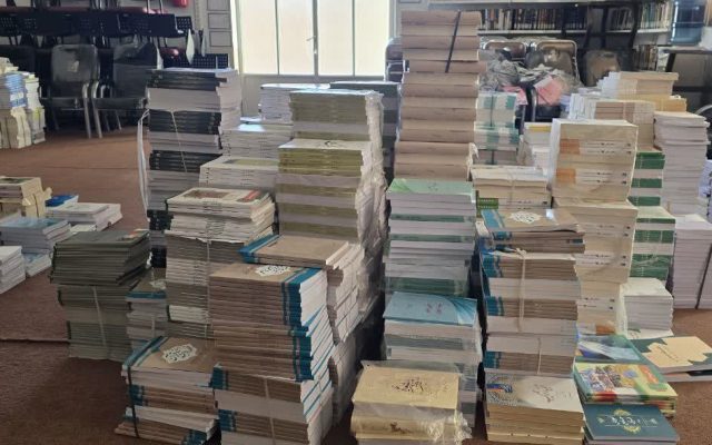 تأمین ۴۶۱ عنوان کتاب درسی حوزه علمیه خواهران یزد برای سال تحصیلی جدید