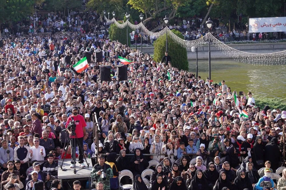 برندگان ۳۱۳ دستگاه دوچرخه همایش بزرگ پیاده‌روی خانوادگی تبریز مشخص شدند