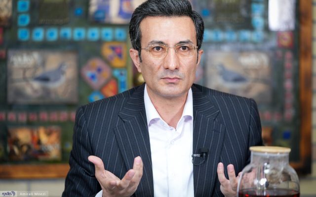 مرتضی نظری: هزار و ۱۰۰ ملک مدرسه دولتی به‌جای آموزش رایگان به مدارس غیردولتی واگذار شده + ویدیو