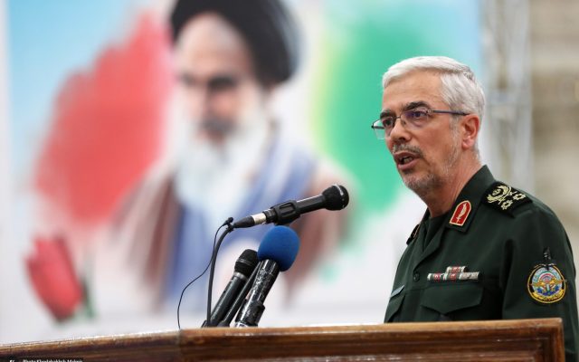 کدام کلام امام خستگی رزمنده‌ها را به در می‌کرد؟/سردار شهید باقری روایت کرده است