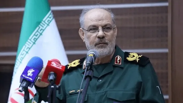 سخنگوی سپاه: در صورت حمله جدید، تسلیحات متفاوتی را به کار میگیریم / شناورهای آمریکایی از محدوده تنگه هرمز ۴۰۰ کیلومتر فاصله گرفتهاند؛ این یعنی پیروزی بزرگ ایران