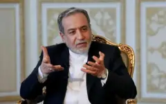 عراقچی: برای بازگشایی تنگه هرمز از شروطمان کوتاه نمی‌آییم