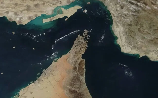 توافق ایران و عمان درباره تنگه هرمز