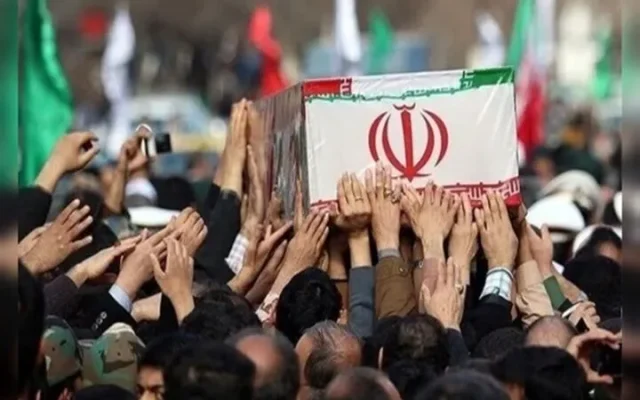 آمار دقیق کل شهدای جنگ تحمیلی به تفکیک استان‌ها+عکس