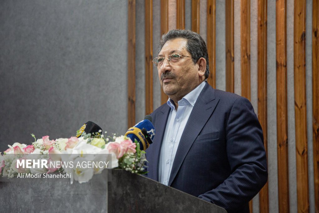 وزیر صمت: اولویت نخست تأمین ارز باید مواد اولیه تولید باشد