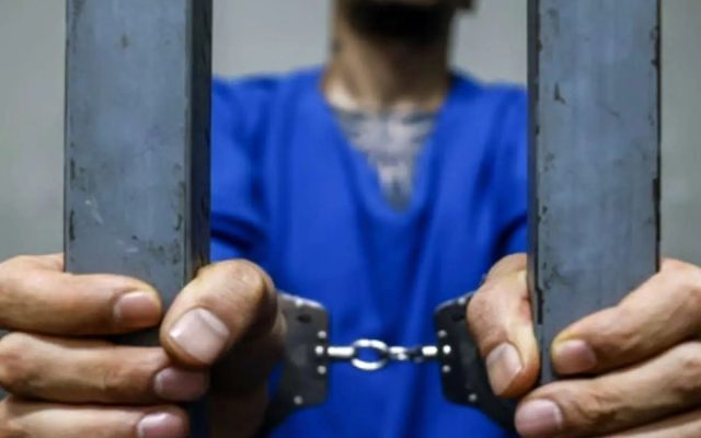 انکار ناگهانی مردی که همسر و دو کودک خردسالش را کشت