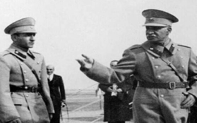 روزی که رضاخان فرار را بر قرار ترجیح داد