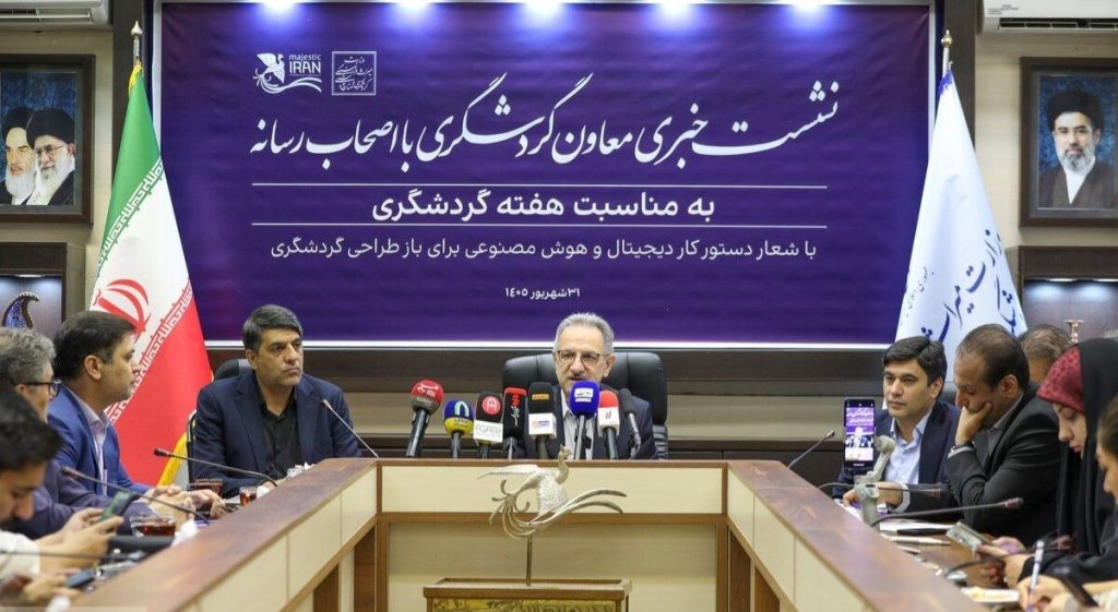 محسنی بندپی معاون گردشگری کشور: فعلاً راهی برای کاهش هزینههای سفر نداریم/ ۷۰ درصد گردشگران ورودی از عراق هستند
