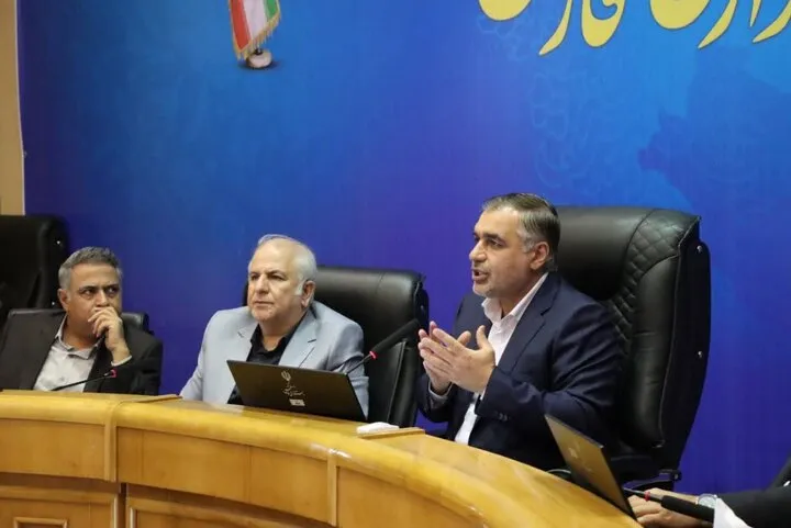 گودرزی: جلوگیری از ریزش اشتغال در فارس باید در اولویت باشد