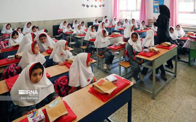 وجود ۵۵ هزار کلاس چندپایه در کشور/ فعالیت بیش از ۳۰۰ مدرسه تک دانشآموزه