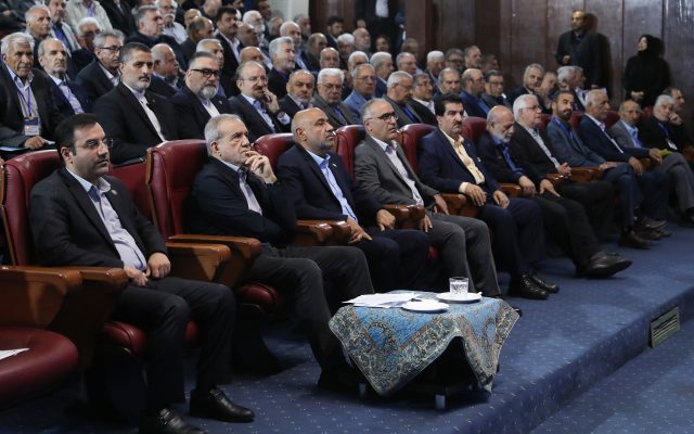 شرایط جنگی مانع همخوانی افزایش حقوق با نرخ تورم شد
