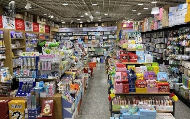 بازار لوازم و تحریر کرمانشاه زیر ذره بین تعزیرات
