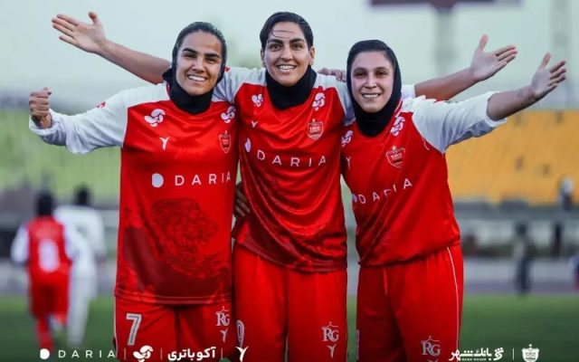 برد پرسپولیس در لیگ برتر در روز باخت استقلال