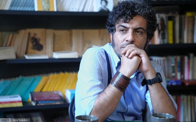 مجلس سیاه‌بازی آروغ، تمرین می‌شود تا به اجرا برسد