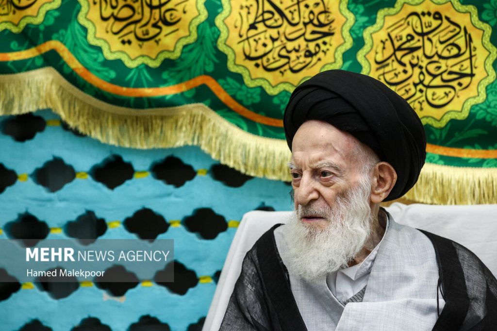 دروس حوزه علمیه قم در پی ارتحال آیتالله شبیری تا پایان هفته تعطیل شد