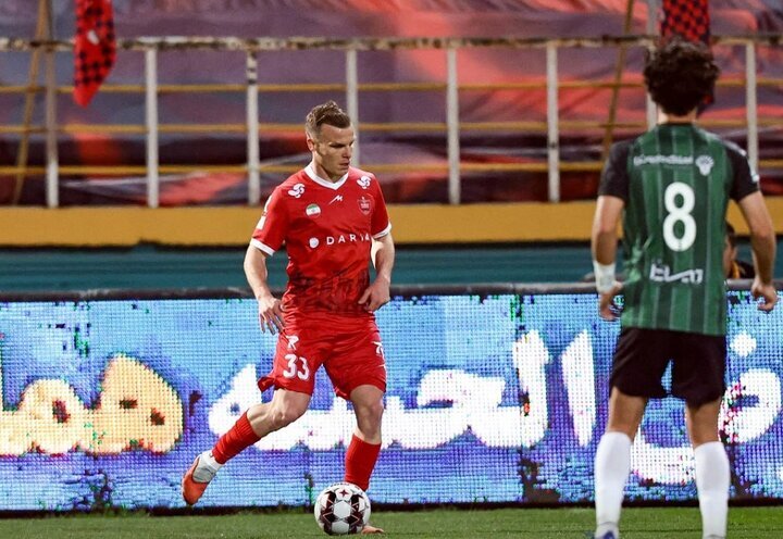 جنجال قرارداد بازیکن پرسپولیس در رسانه‌های مجارستان