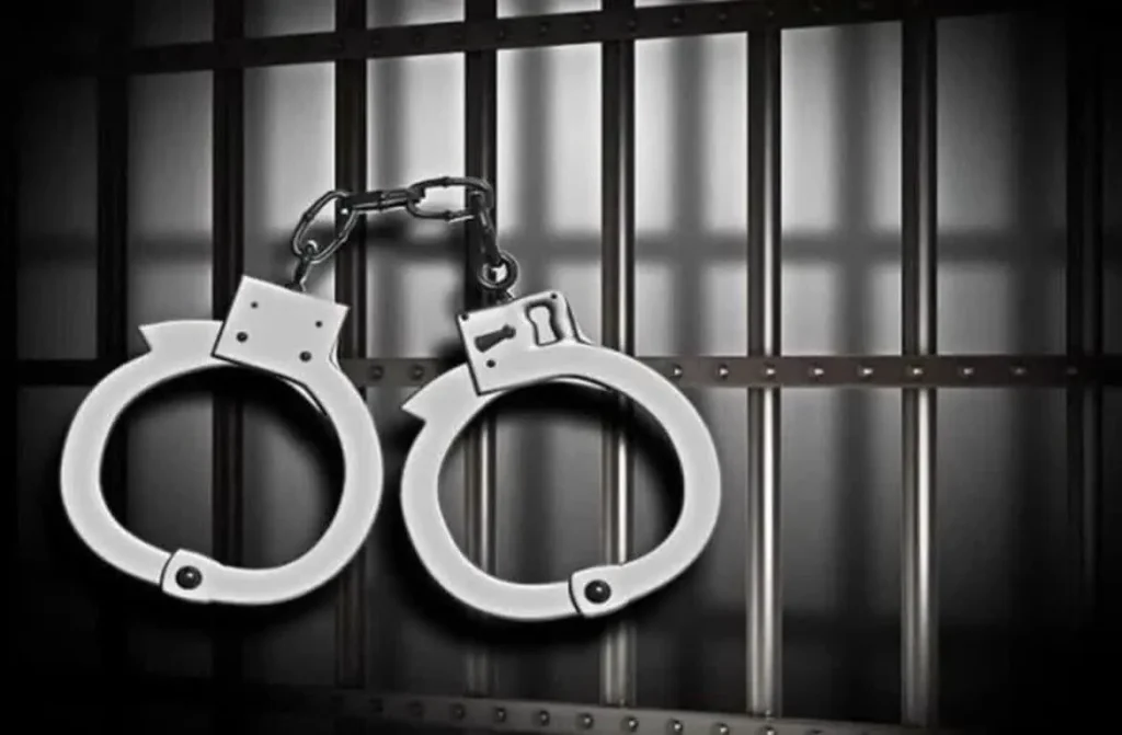 دستگیری یک کلاهبردار پس از فرار با 22کیلو طلا