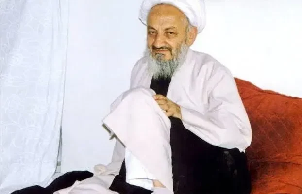 آیتالله احمدی میانجی؛ عالمی که علم را با مردمداری و جهاد درآمیخت