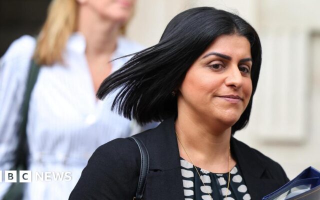 Mahmood to reopen scheme to resettle refugees in the UK