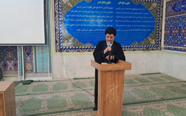 مقاومت و ایستادگی، عامل پیروزی ملت ایران