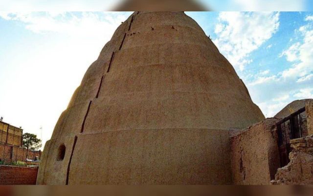۱۴ اثر تاریخی خلیل‌آباد در فهرست آثار ملی ثبت شده است