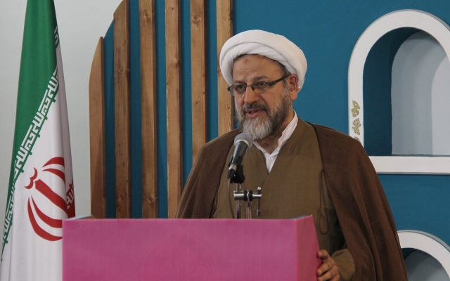 حوزه علمیه باید از تولید دانش به سمت حل مسائل کشور و حکمرانی حرکت کند
