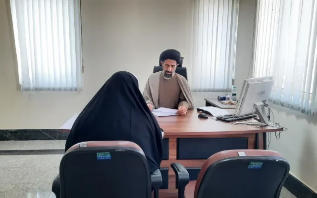 ملاقات چهره‌به‌چهره رئیس کل دادگستری چهارمحال و بختیاری با ۱۰۰ نفر از مراجعه‌کنندگان