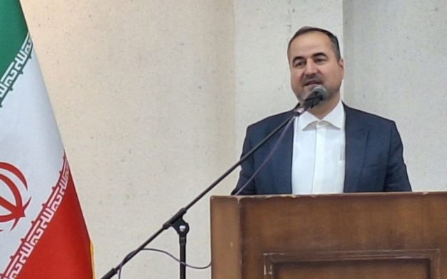 حاج علی بیگی: ادبیات فاخر فارسی سنگر جهاد تبیین است
