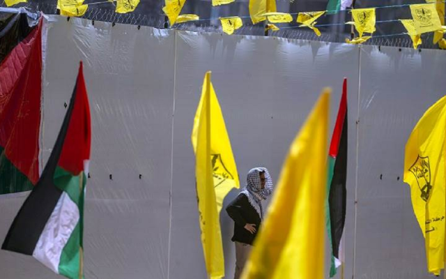 حماس و گروههای فلسطینی در قاهره مذاکره کردند