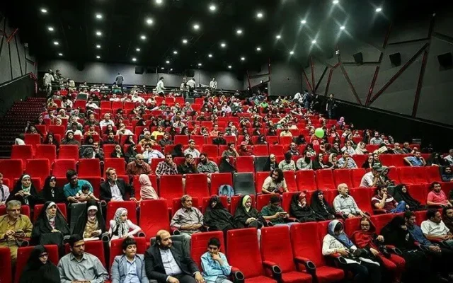 سینماها در ۳ روز نیم‌ بها چقدر بلیت فروختند؟