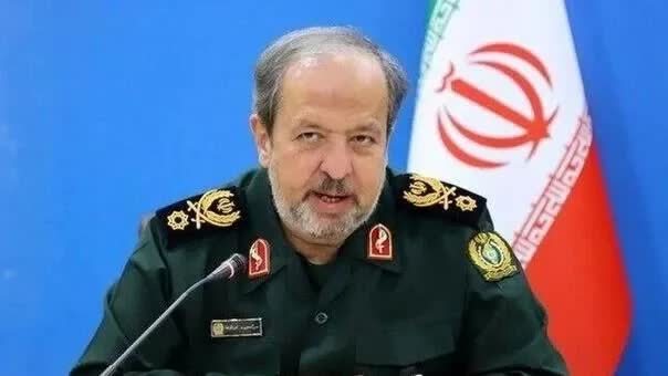 سرپرست وزارت دفاع: هیچ ارزشی برای تهدیدات دشمن قائل نیستیم