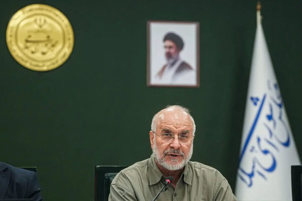 هم باید جنگید و هم مذاکره کرد
