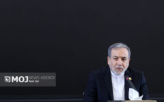 آماده دیپلماسی واقعی و دفاع استواریم