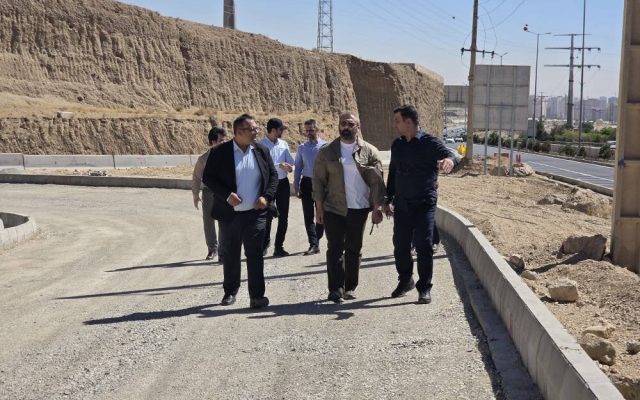 پایان پروژه دوربرگردان بلوار اردستانی تا پایان مهرماه
