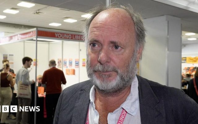 Lib Dems sleepwalking to irrelevance under Davey, says council leader