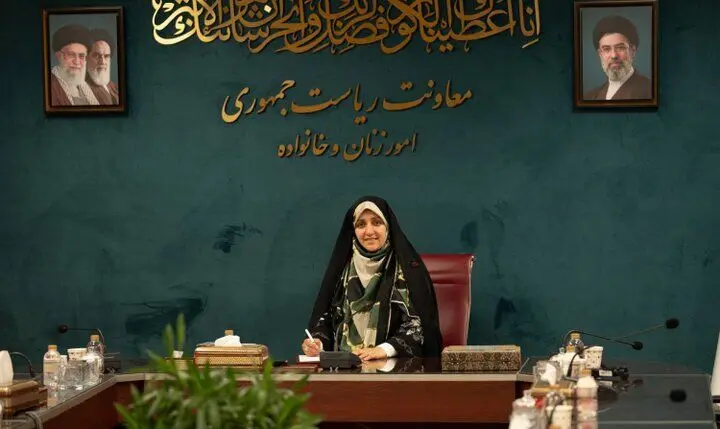 بهروزآذر: نباید ۲ گروه زنان باحجاب و کم‌حجاب را مقابل یکدیگر قرار دهیم