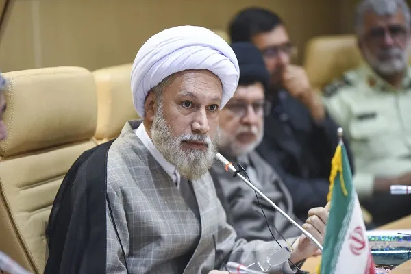 برنامه های فرهنگی با ظرفیت های مردمی و همراهی دولت پیش برود