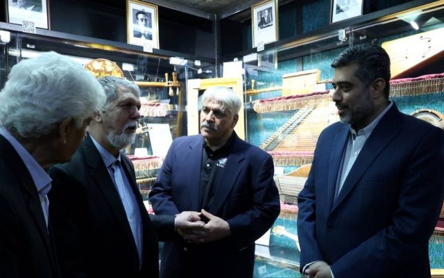 ۲۲۰ ساز و شیء تاریخی در موزه صدا و موسیقی برج آزادی