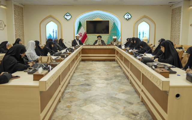 تولیت مسجد جمکران: تربیت انسان‌های آگاه و فداکار از مقدمات ظهور است