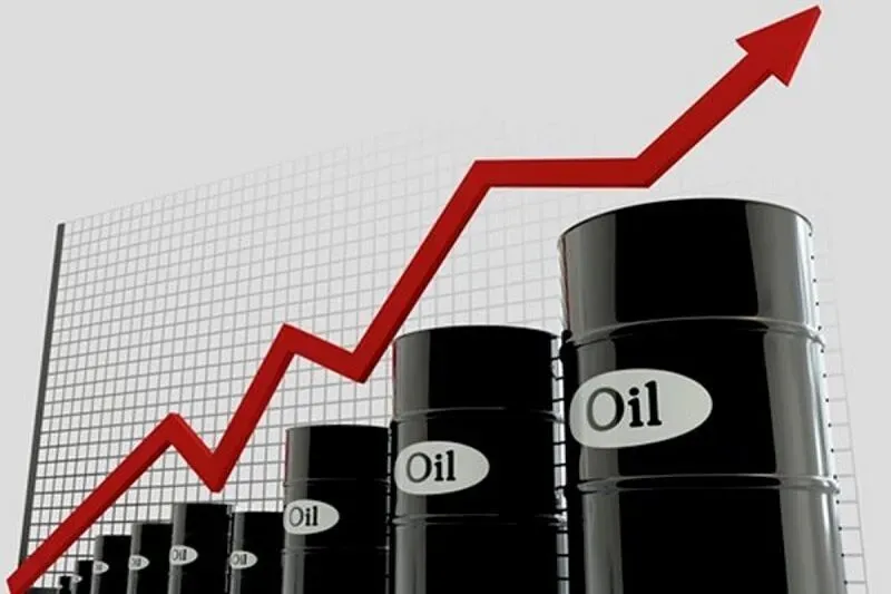 بهای هر بشکه نفت از ۱۰۵ دلار گذشت