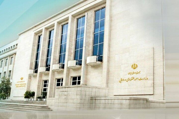 تکذیب برخی اظهارنظر‌های منتسب به وزیر اقتصاد درباره وضعیت اقتصادی کشور