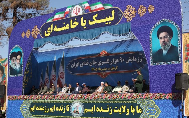 ,رزمایش ۹۰وهزار نفری جان فدای ایران در کرمان برگزار شد