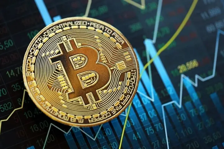 انفجار دوباره بیت‌کوین! عبور از مرز ۸۱ هزار دلار با حمایت غیرمنتظره آمریکا