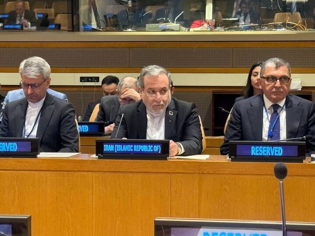 هیچیک از اهداف شوم متجاوزان ایران محقق نشد