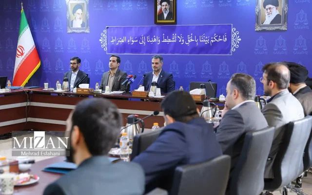 رئیس پژوهشگاه قوه قضاییه: جنگ‌های تحمیلی اخیر یک کارزار ترکیبی و تمدن‌ساز است / ضرورت تبدیل مستندات میدانی به دادخواست‌های متقن فرامرزی