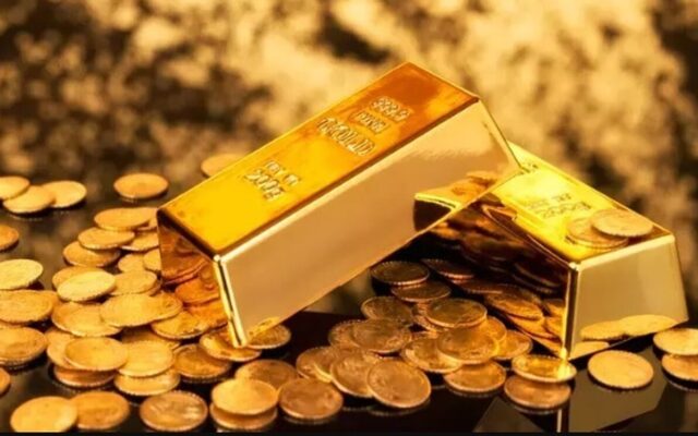 پیش‌بینی قیمت طلای جهانی امروز ۵ مهر ۱۴۰۵؛آیا طلا به کانال ۴۲۰۰ دلار سقوط می‌کند؟