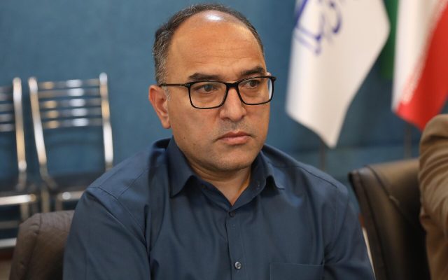 سیاست دشمن ایجاد تقرفه بین شیعه و سنی است